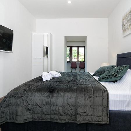 Arena Delight Studio Apartments Pola Esterno foto