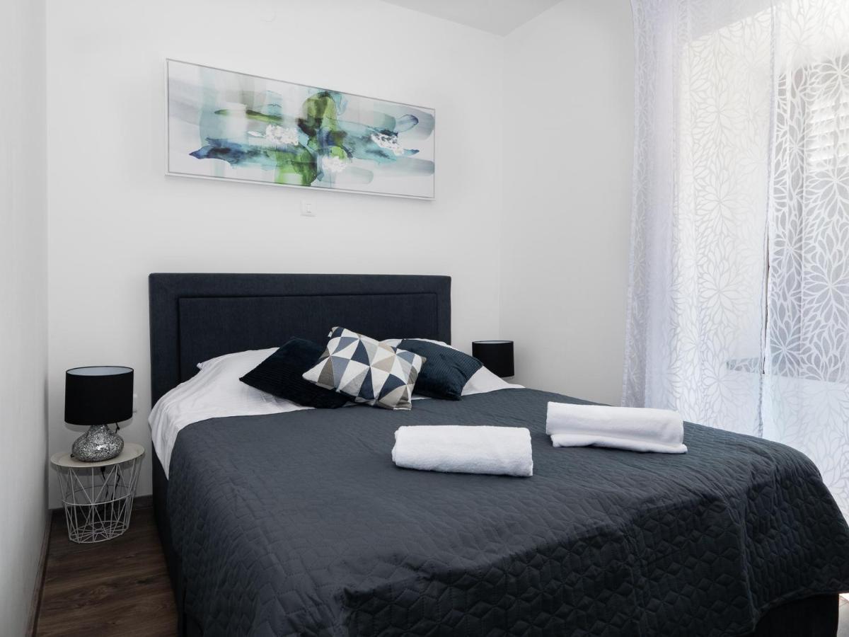 Arena Delight Studio Apartments Pola Esterno foto